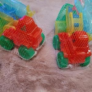 2 package of Sand Vehicles
